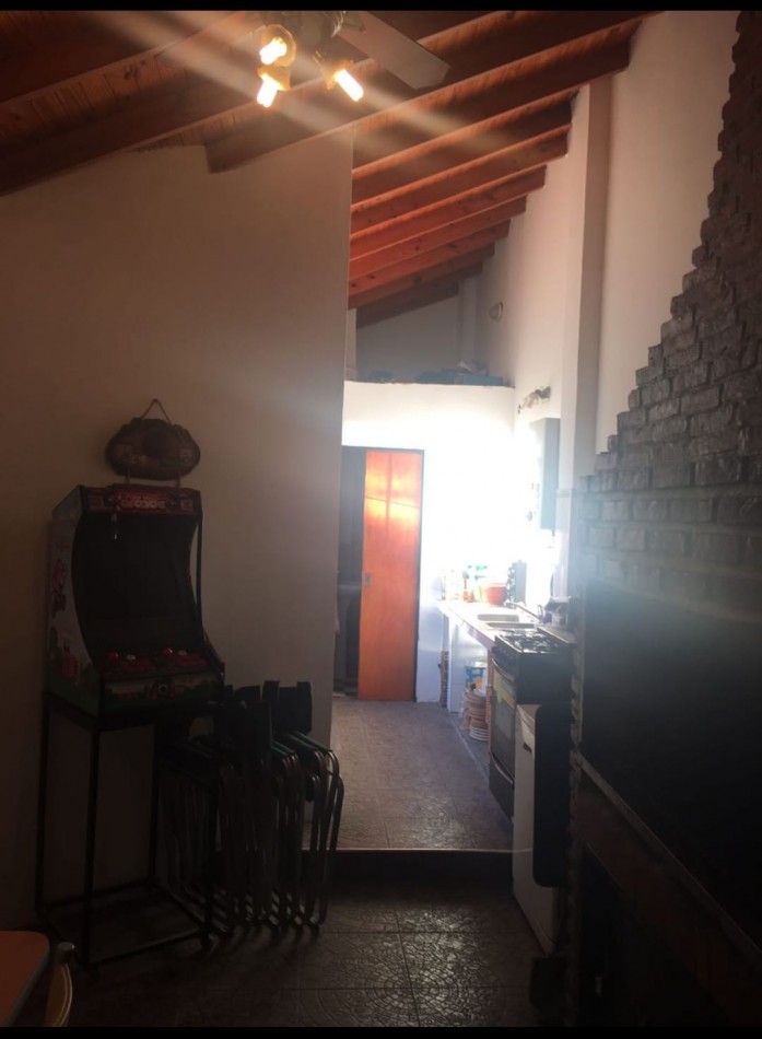 Galpon con depto. en venta, en los Eucaliptus