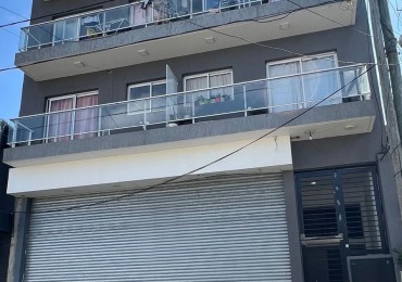 Departamento 2° piso centro San Fco. Solano